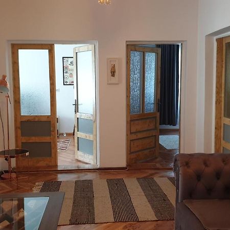 شقة Casa Arion Băile Herculane المظهر الخارجي الصورة